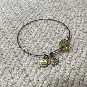 ❤️ 5/$25 Alex and Ani Gold Glass Charm Bangle